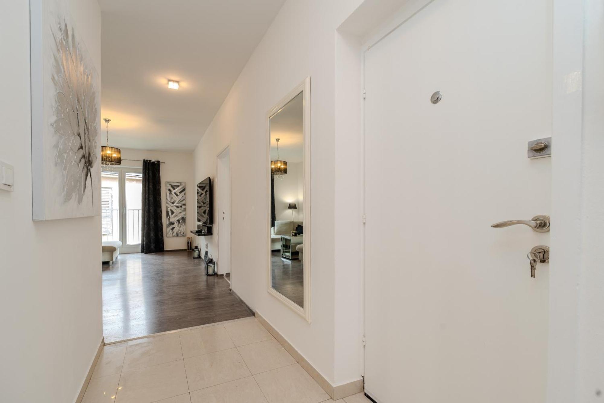 Zadar Center Apartment Verdi,Big & Cosy Екстериор снимка