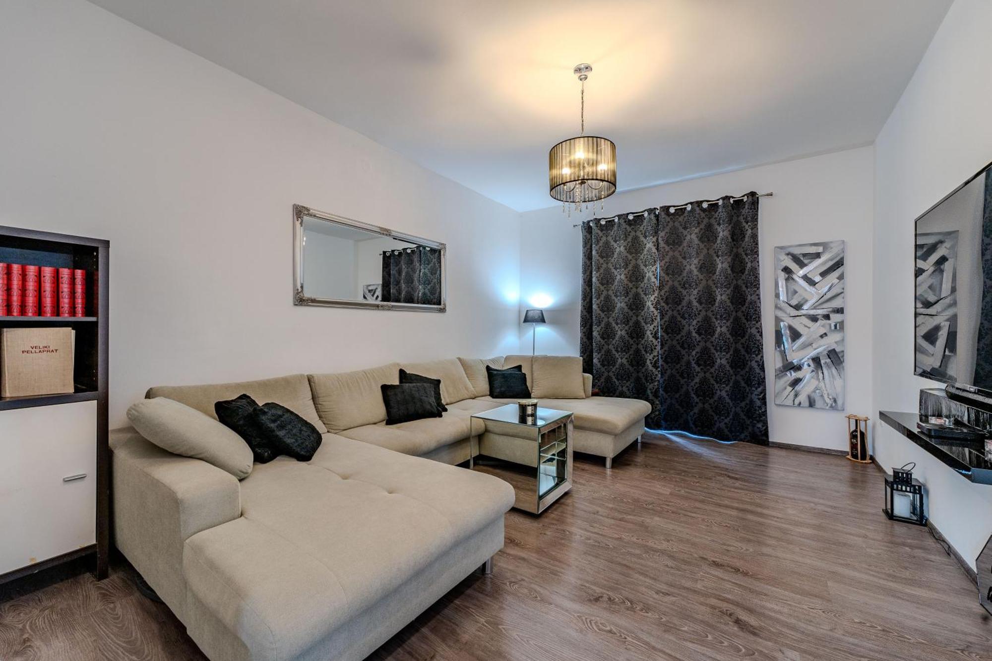 Zadar Center Apartment Verdi,Big & Cosy Екстериор снимка